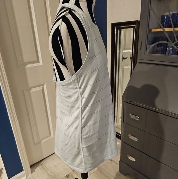 Athleta Racerback Tank - Picture 3 of 11